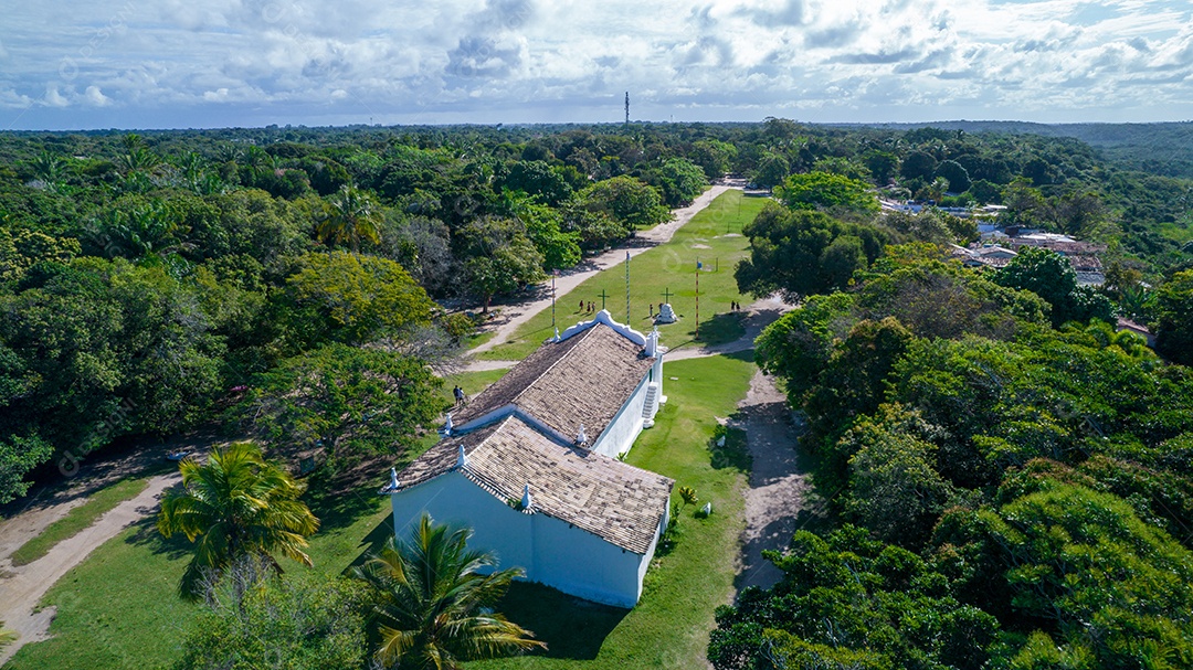 Vista aérea de Trancoso, Porto Seguro, Bahia, Brasil. Pequena capela no centro histórico de Trancoso
