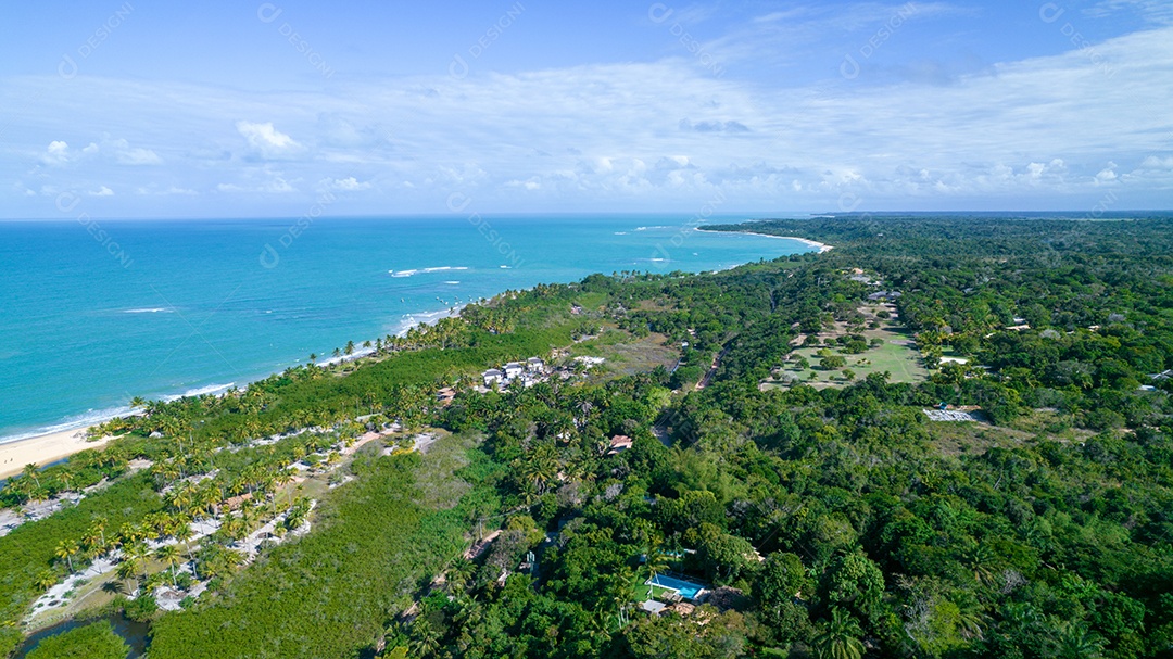Vista aérea de Trancoso, Porto Seguro, Bahia, Brasil. Pequena capela no centro histórico de Trancoso