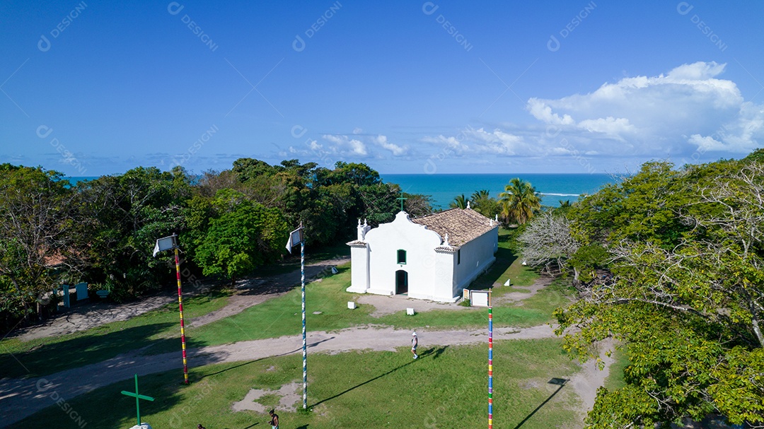 Vista aérea de Trancoso, Porto Seguro, Bahia, Brasil. Pequena capela no centro histórico de Trancoso