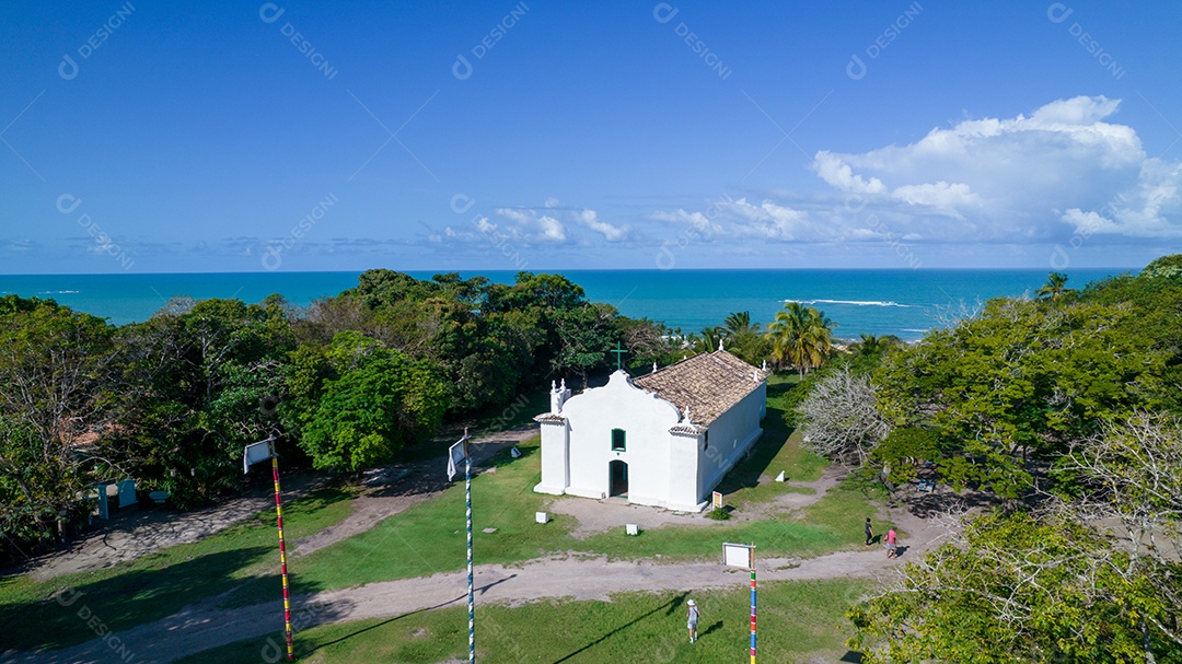 Vista aérea de Trancoso, Porto Seguro, Bahia, Brasil. Pequena capela no centro histórico de Trancoso