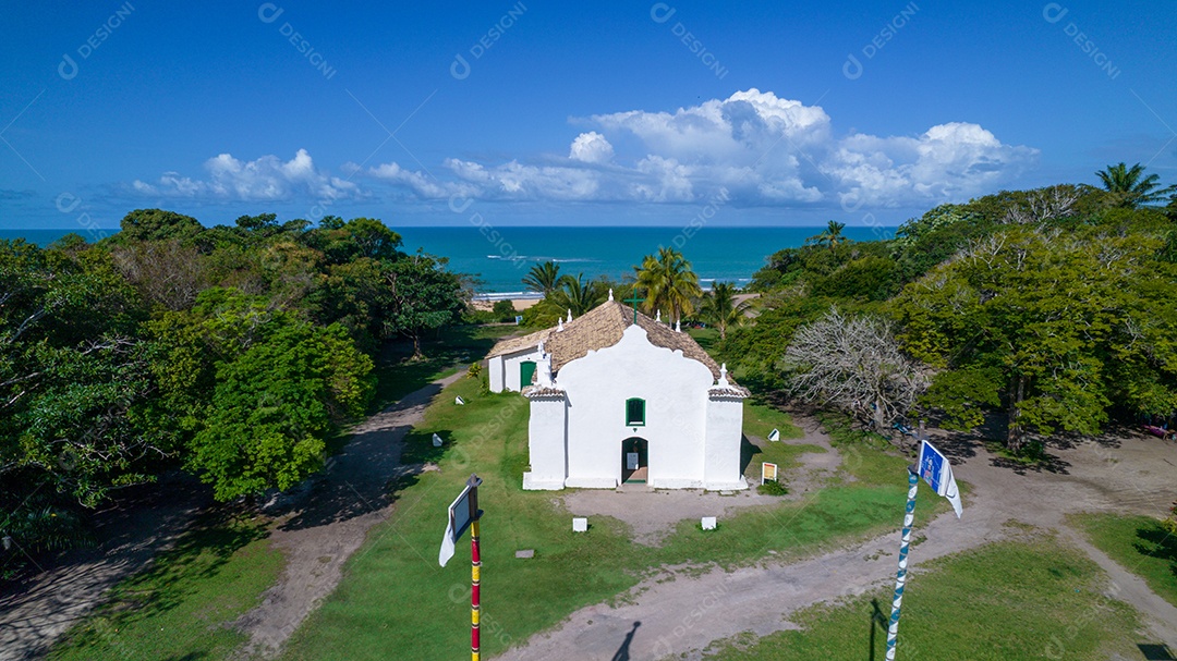 Vista aérea de Trancoso, Porto Seguro, Bahia, Brasil. Pequena capela no centro histórico de Trancoso