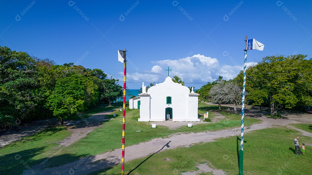 Vista aérea de Trancoso, Porto Seguro, Bahia, Brasil. Pequena capela no centro histórico de Trancoso