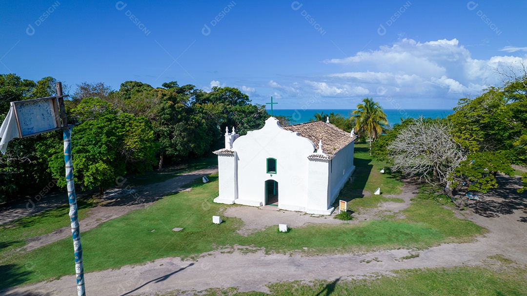 Vista aérea de Trancoso, Porto Seguro, Bahia, Brasil. Pequena capela no centro histórico de Trancoso