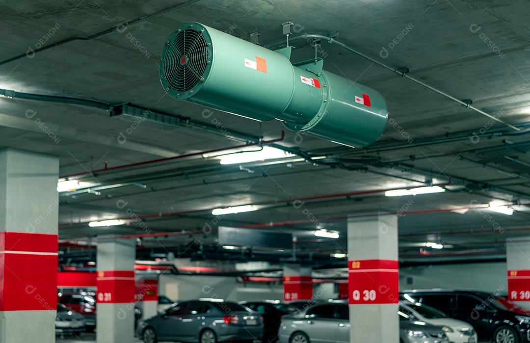 Ventilador a jato na área de estacionamento subterrâneo.