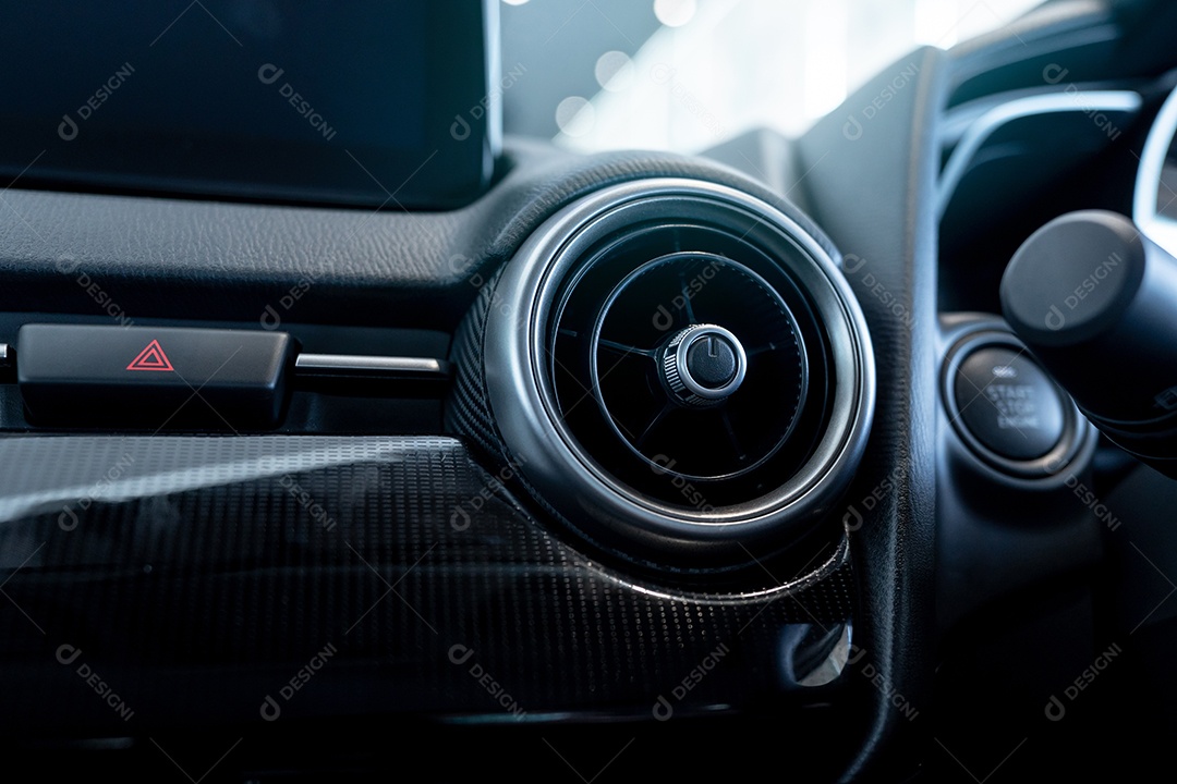 Saída de ar do carro. Condicionador de ar do carro. ar condicionado automotivo