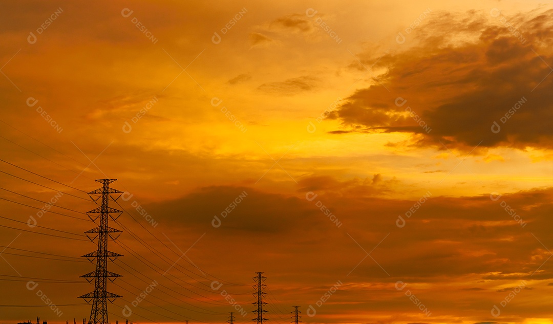 Pilão elétrico de alta tensão da silhueta e fio elétrico