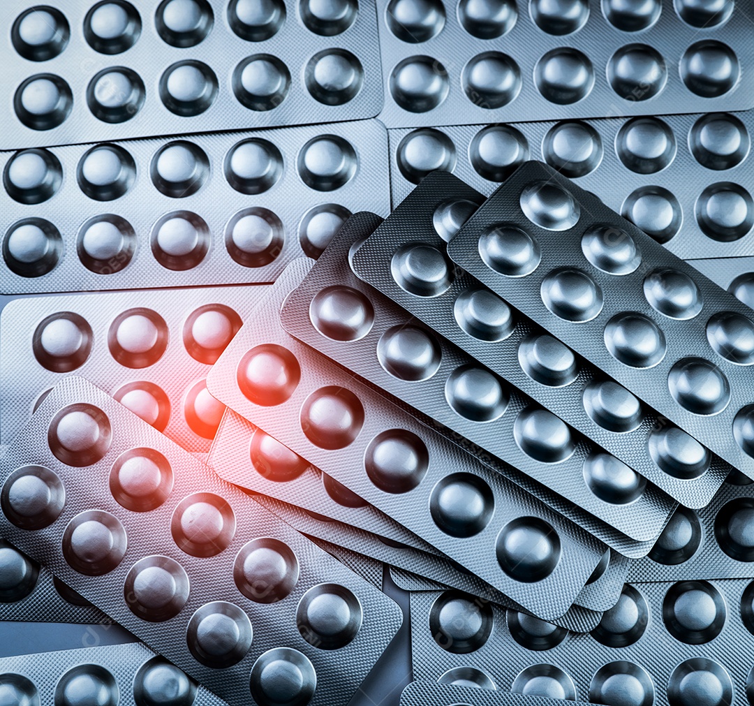 Comprimidos comprimidos em blister. Embalagens em farmacêutica