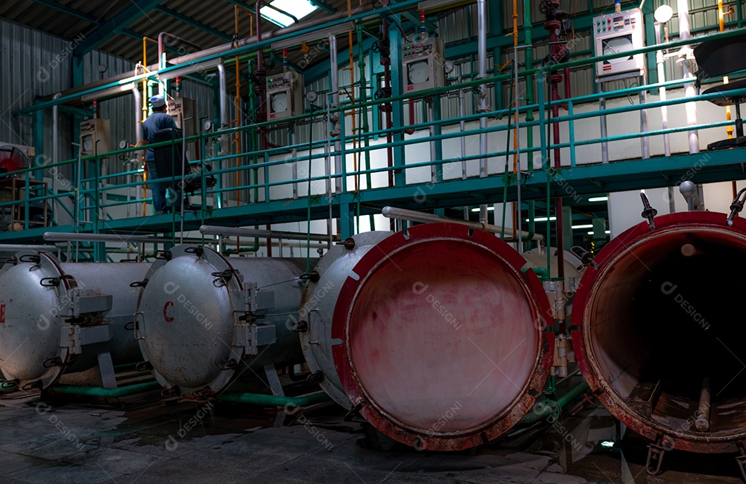 Processamento de alta pressão ou máquina de alta pressão hidrostática.