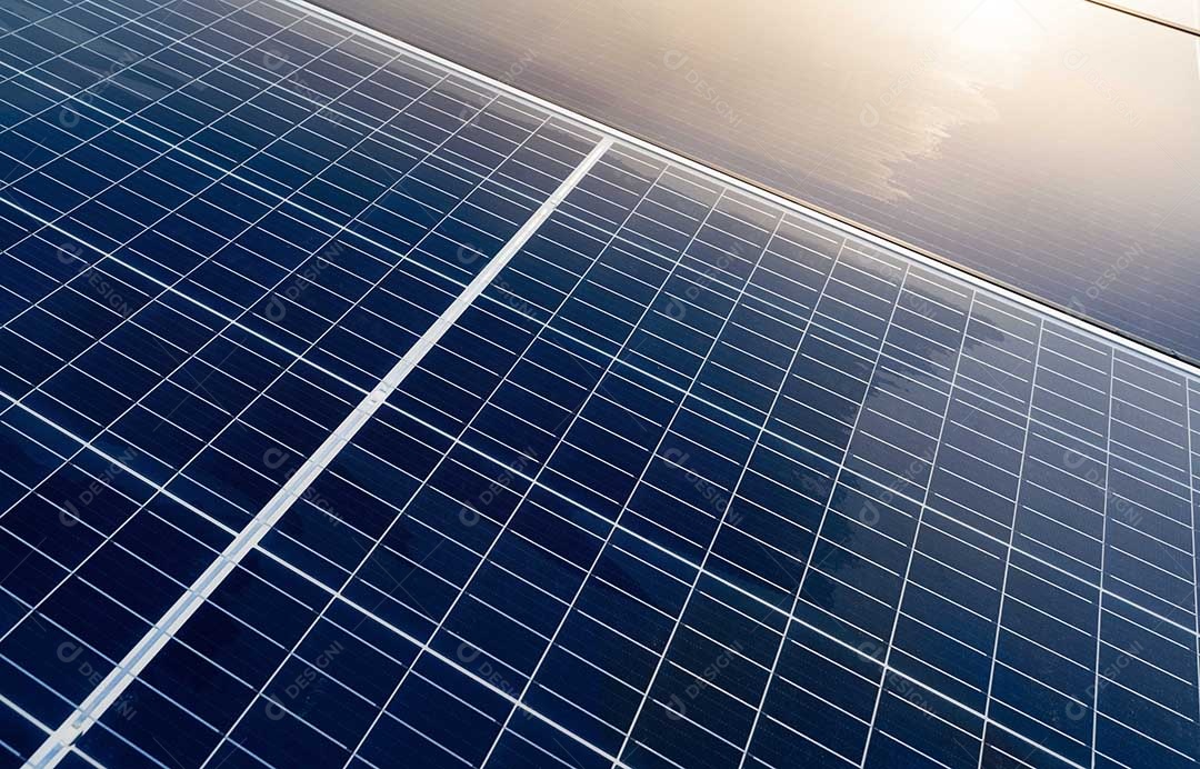 Painéis solares ou módulo fotovoltaico. Energia solar para energia verde