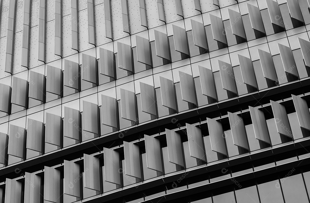 Janela do close up do prédio de escritórios de vidro do arranha-céu.