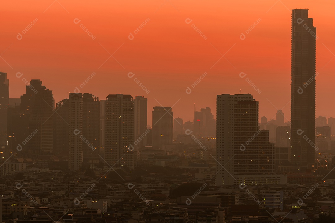Poluição do ar em Bangkok, Tailândia. Smog e poeira fina
