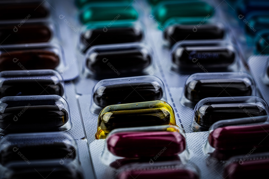 Pílula cápsula expirada de foco seletivo com alteração física.