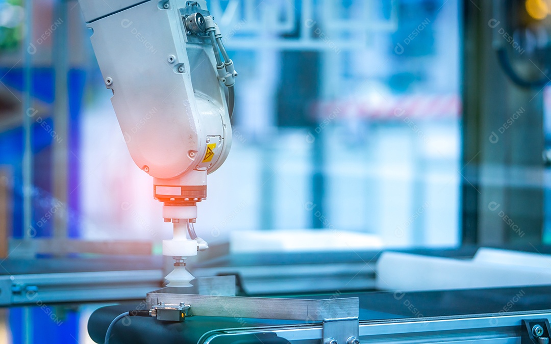 Máquina de mão de robô closeup. Use o robô inteligente na manufatura