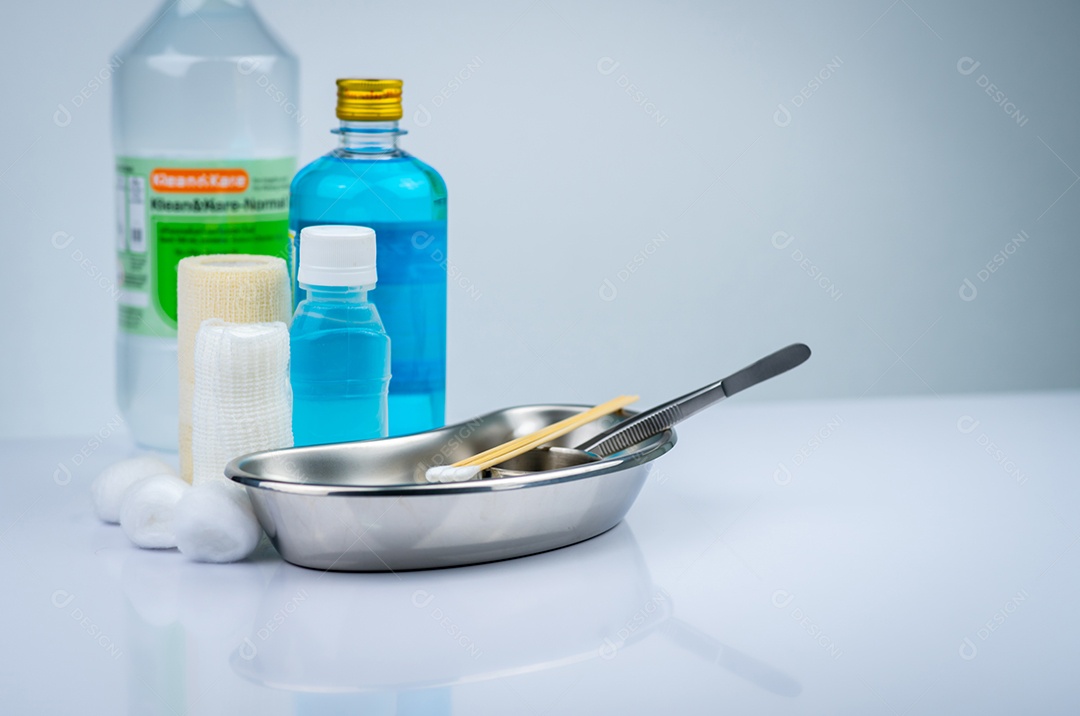 Conjunto de curativos para tratamento de feridas e placa de aço inoxidável, fórceps