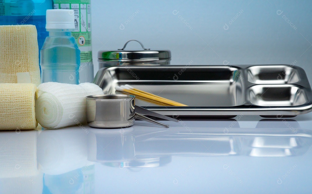 Conjunto de curativos para tratamento de feridas e placa de aço inoxidável, fórceps