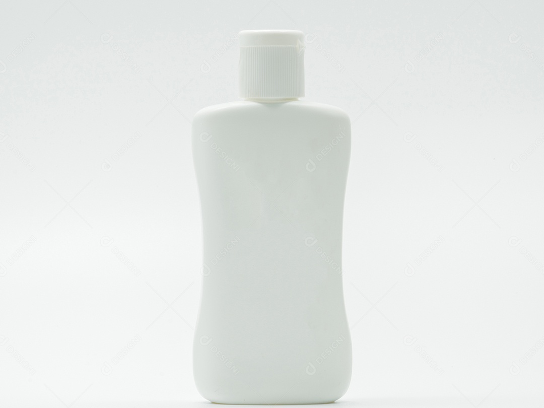 Frasco para cuidados com a pele com design exclusivo isolado no fundo branco