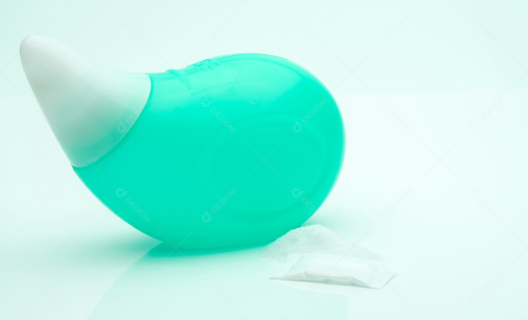 Equipamento de irrigação nasal, dispositivo de limpeza de nariz