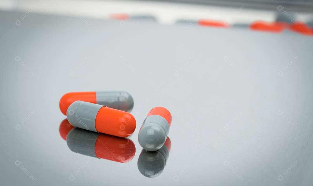 Colorido de comprimidos de cápsulas de antibióticos