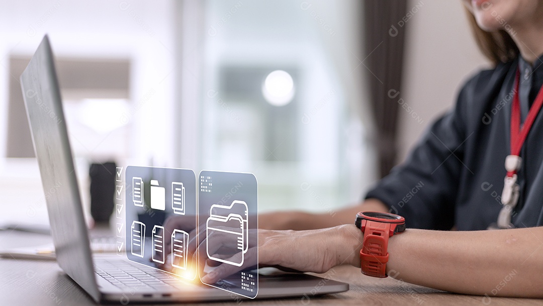 Sistema de gerenciamento de documentos (DMS) sendo configurado pelo consultor