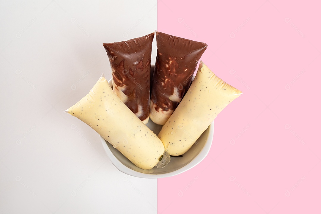 Geladinha de maracujá e chocolate