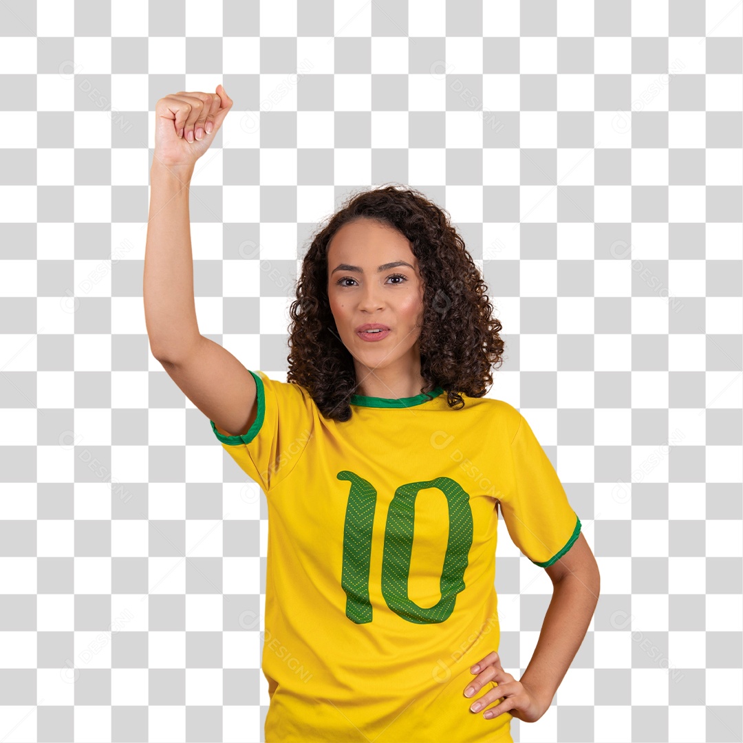 Mulher jovem usando camiseta da seleção brasileira futebol cabelo cacheado