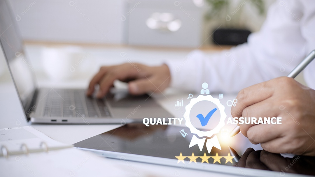 Garantia de serviço de garantia de qualidade conceito de tecnologia de negócios de Internet padrão.