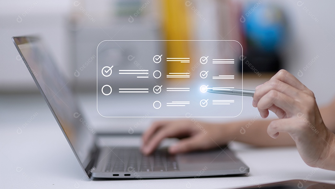 Questionário com caixas de seleção, preenchimento de formulário de pesquisa on-line