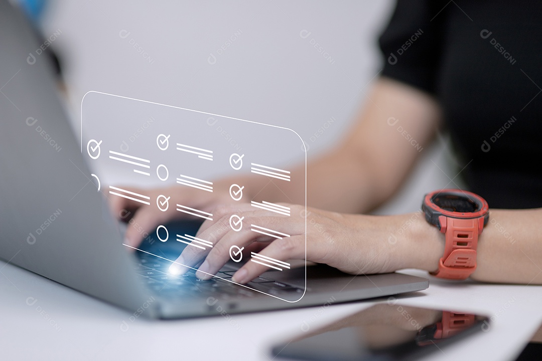 Questionário com caixas de seleção, preenchimento de formulário de pesquisa on-line