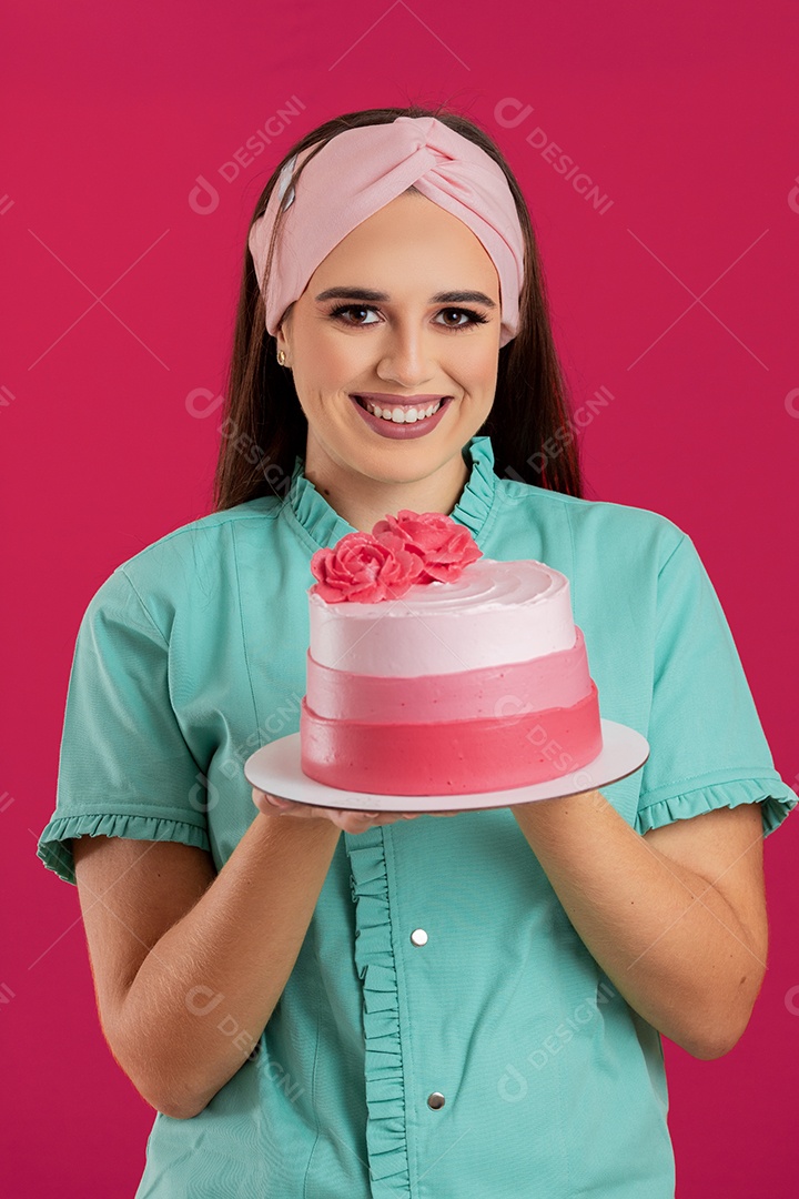 Linda mulher usando touca cozinheira