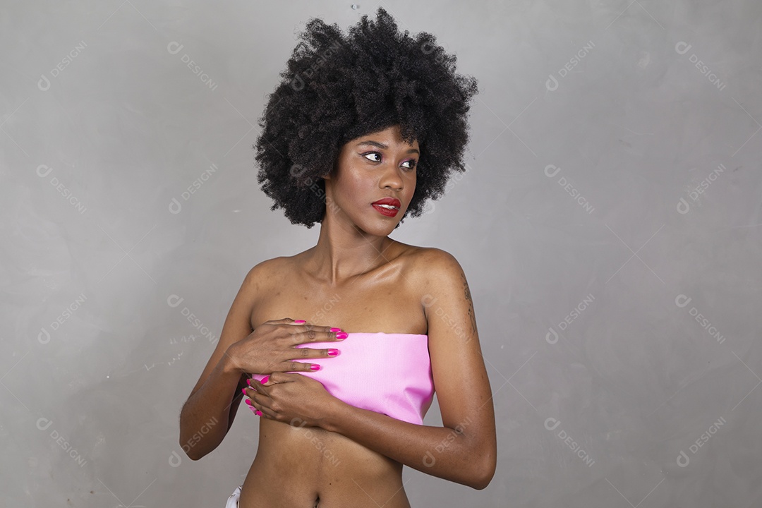 Linda mulher Tampado peito Conceito Câncer de mama outubro rosa