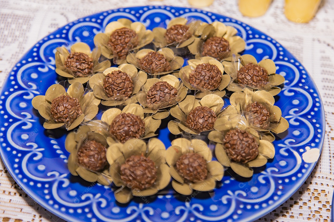 Mesa de doces comida aniversario festa