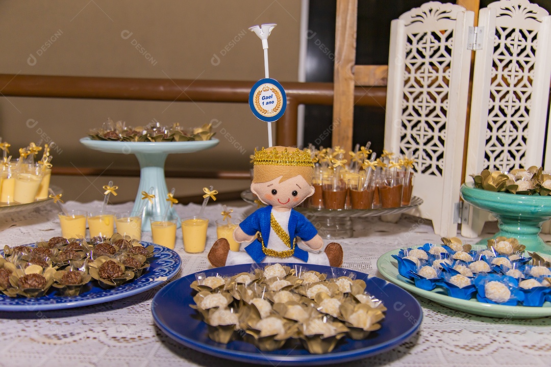 Mesa de doces comida aniversario festa