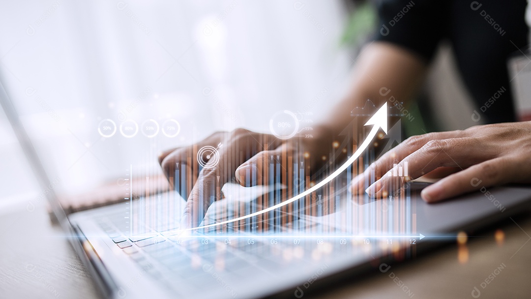 Pessoas usando tablets e usando o dedo para tocar a tela com um gráfico de negócios