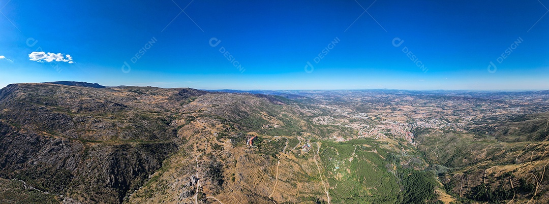 Vista panorâmica aérea da Serra da Estrela, Star Mountain