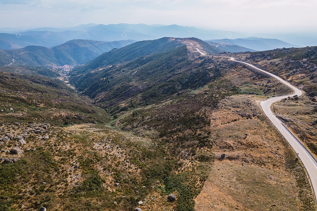 Vista aérea da Serra da Estrela, Serra da Estrela, parque natural. Portugal.