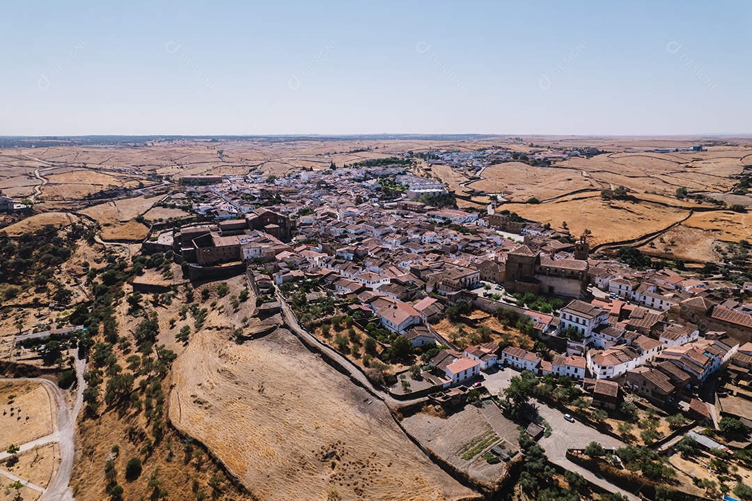 Vista aérea de Alcántara, Cáceres, Espanha.