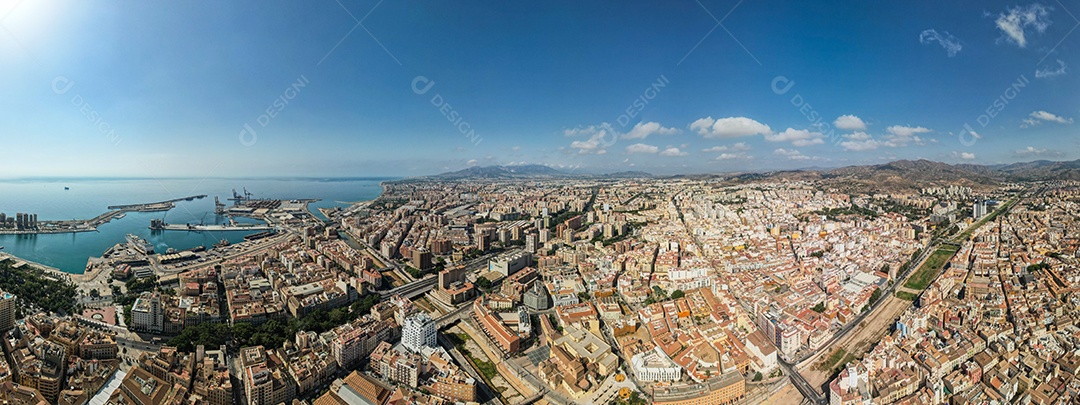 Vista panorâmica aérea de Málaga, Espanha.
