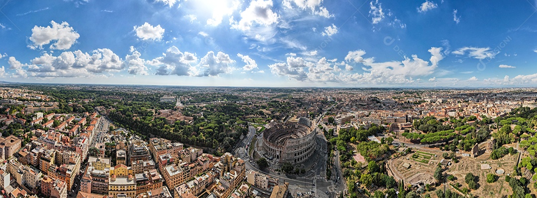 O Coliseu e os fóruns imperiais em Roma bela antena