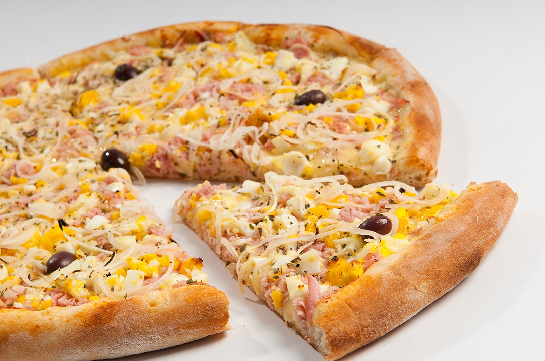 Pizza comida assada ao forno a lenha