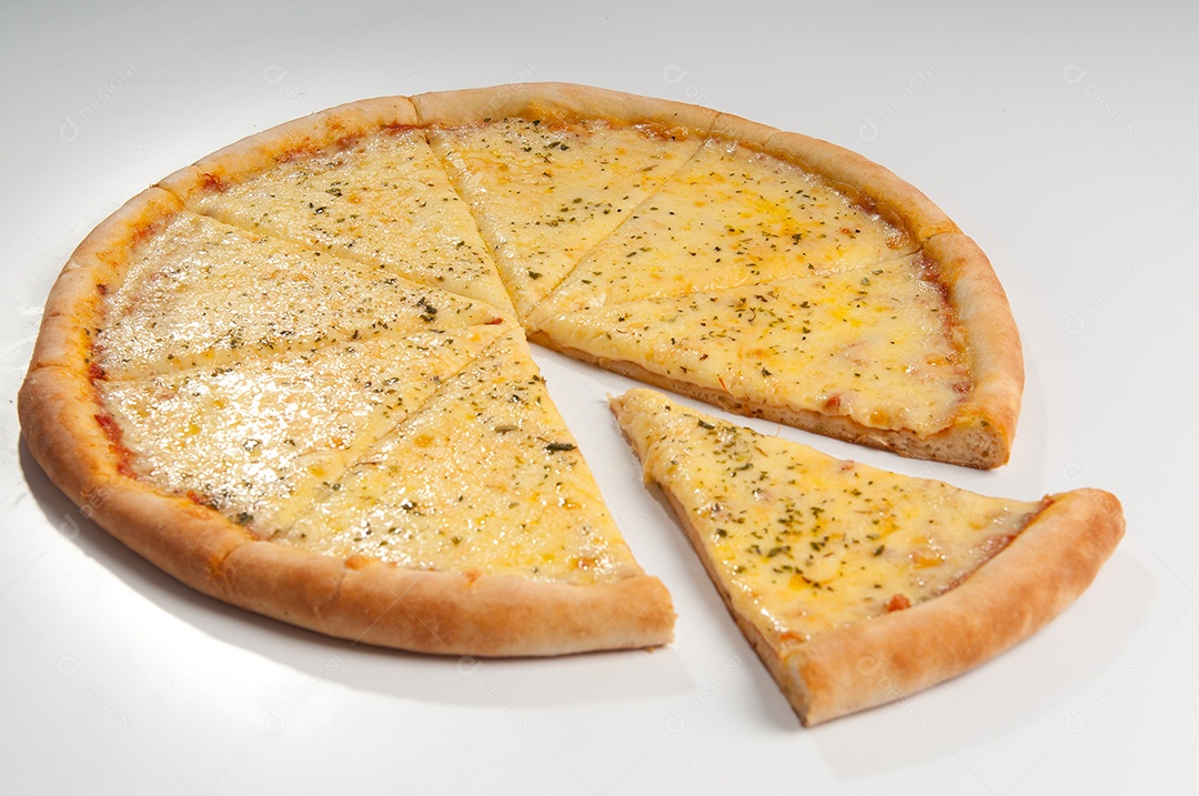 Pizza de quatro queijo assada ao forno comida