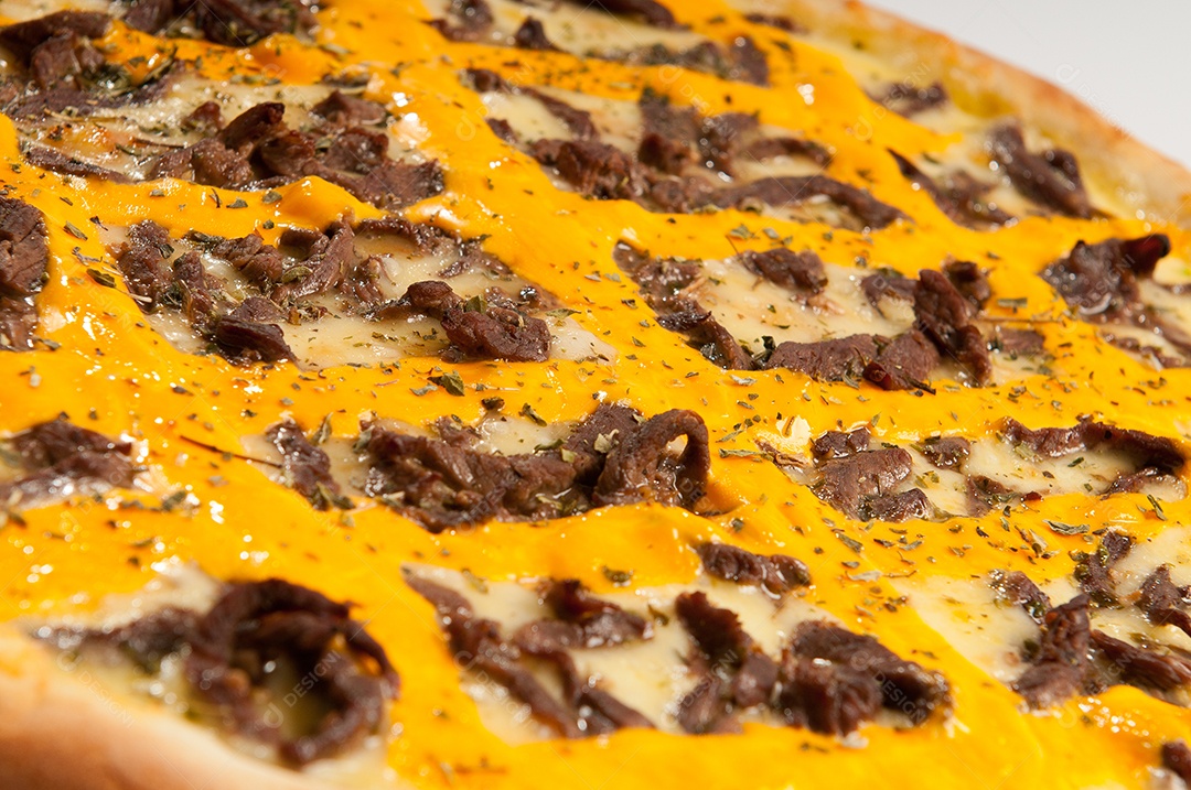 Pizza comida assada ao forno a lenha