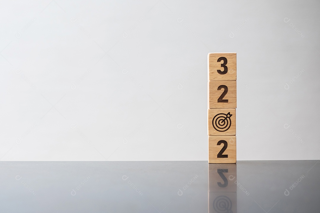 Bloco 2023 com sinal de alvo. Objetivo de negócios, alvo, resolução, estratégia