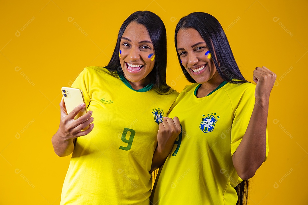 Lindas mulheres torcedoras brasileiras esporte futebol