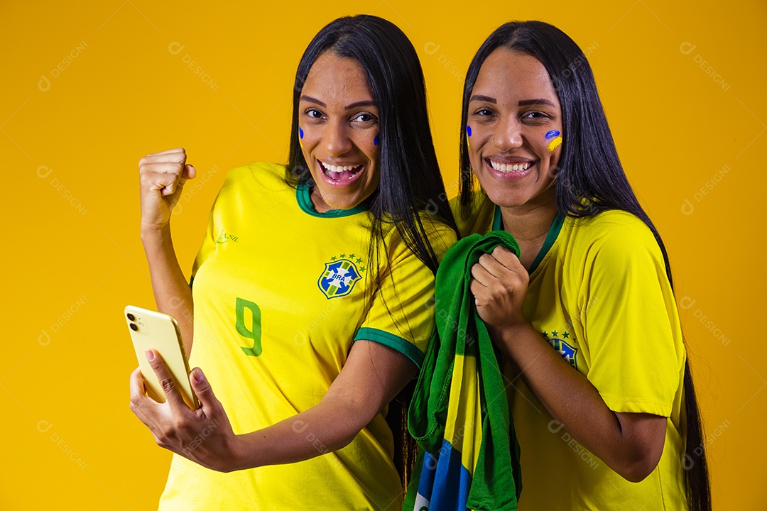 Lindas mulheres torcedoras brasileiras esporte futebol