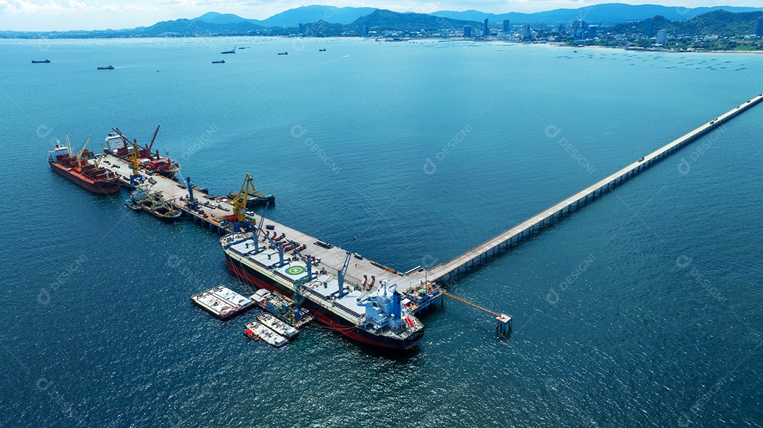 Estaleiro Carga Container Marítimo Porto Serviço de agenciamento de cargas logística e transporte. Porto personalizado de depósito de envio internacional para comércio de importação e exportação Conceito de envio de fabricação de negócios de transport