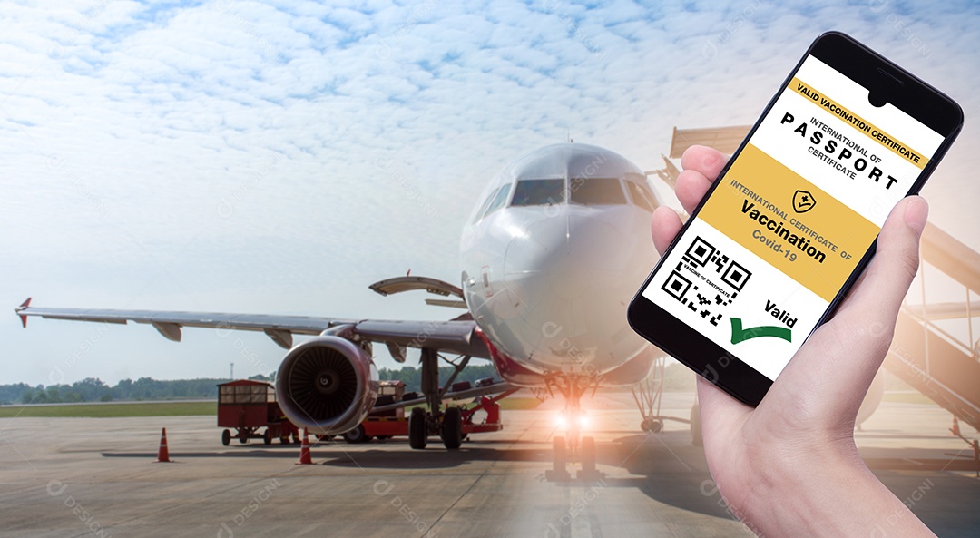 Smartphone com aplicativo inteligente de vacinação válida e certificado de passaporte.