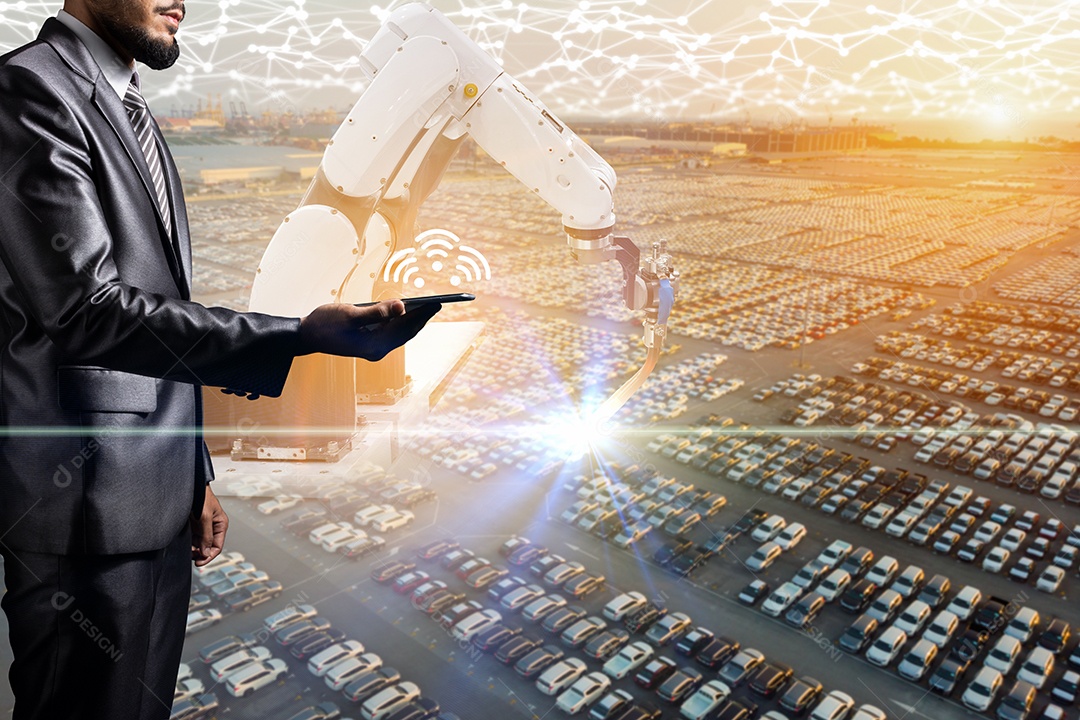 Homem de negócios controla soldagem robótica automática por wifi.