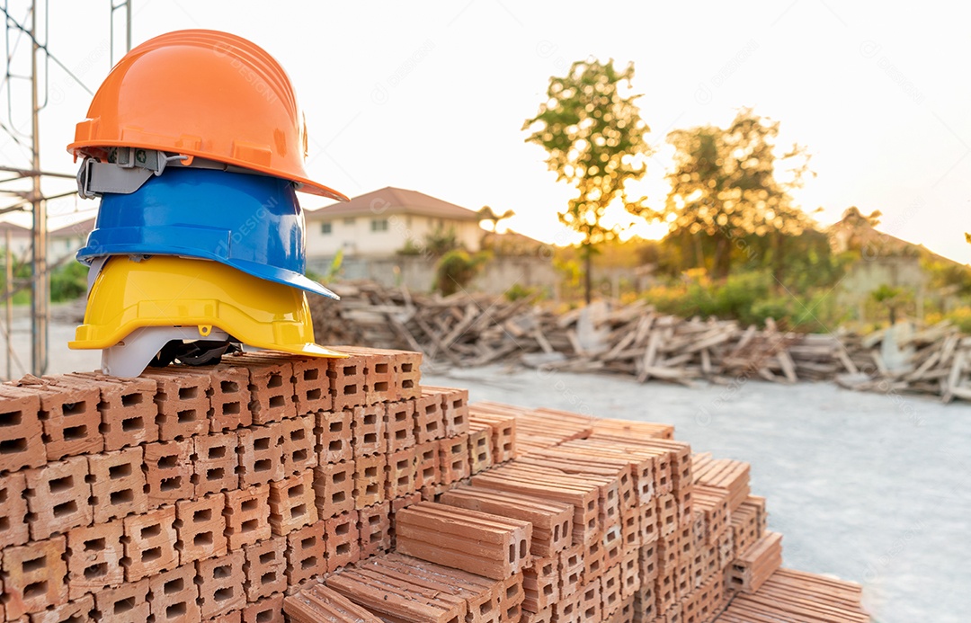 Equipamento do trabalhador da construção da engenharia do capacete da equipe de segurança.