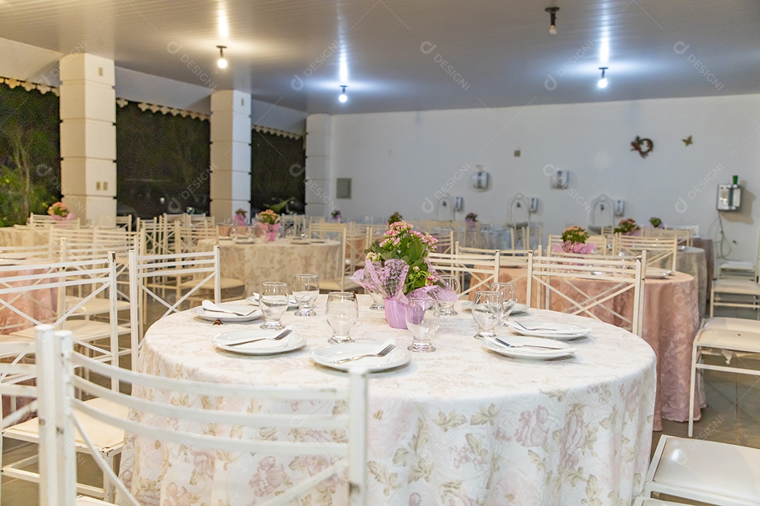 Mesa de festa aniversario doces comida