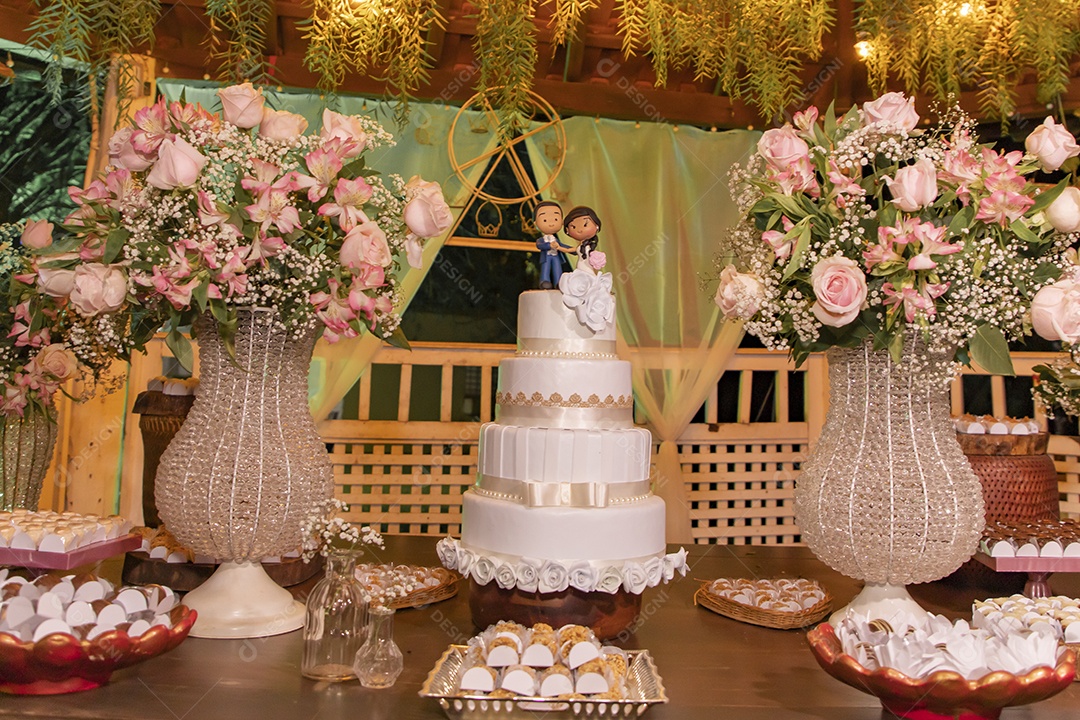 Bolo de festa de casamento